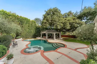2060 E Altadena Drive, Altadena, CA 91001 - Photo 44