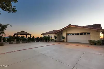 1234 E Tujunga Avenue, Burbank, CA 91501 - Photo 1