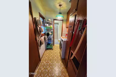 10939 Elinda, Los Angeles, CA 91352 - Photo 16
