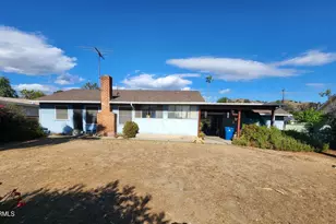 10939 Elinda, Los Angeles, CA 91352 - Photo 2