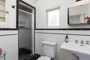 3177 Lake Hollywood Dr, Los Angeles, CA 90068 - Photo 14