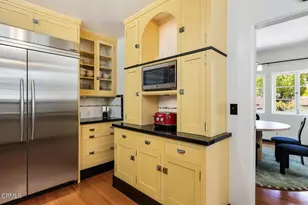 3177 Lake Hollywood Dr, Los Angeles, CA 90068 - Photo 12