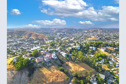 4936 La Calandria Way, Los Angeles, CA 90032 - Photo 8