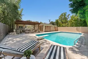 130 S Arroyo Blvd, Pasadena, CA 91105 - Photo 38