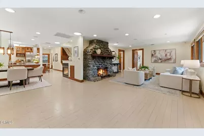 130 S Arroyo Boulevard, Pasadena, CA 91105 - Photo 2