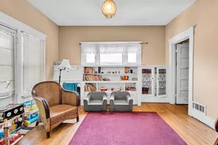 1315 N Wilson Ave, Pasadena, CA 91104 - Photo 8