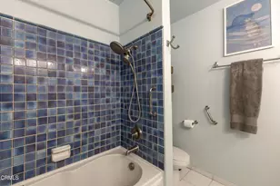 1085 N Mar Vista Ave, Pasadena, CA 91104 - Photo 20