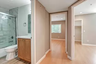 719 E Tujunga Ave, Burbank, CA 91501 - Photo 22