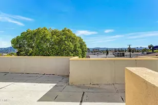 719 E Tujunga Ave, Burbank, CA 91501 - Photo 36