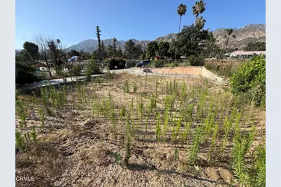3320 N Raymond Avenue, Altadena, CA 91001 - Photo 2