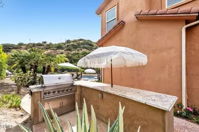 27007 Cliffie Way, Santa Clarita, CA 91387 - Photo 50