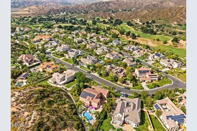 27007 Cliffie Way, Santa Clarita, CA 91387 - Photo 52