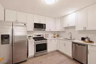 10720 Ohio Ave, Los Angeles, CA 90024 - Photo 14