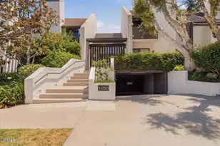 10720 Ohio Ave, Los Angeles, CA 90024 - Photo 24