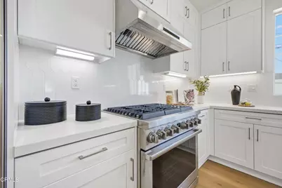 16 W Pine Street, Altadena, CA 91001 - Photo 8