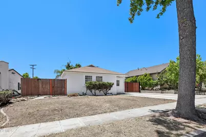 2711 N Lincoln Street, Burbank, CA 91504 - Photo 2