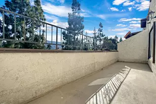 3200 Fairesta St, La Crescenta, CA 91214 - Photo 32