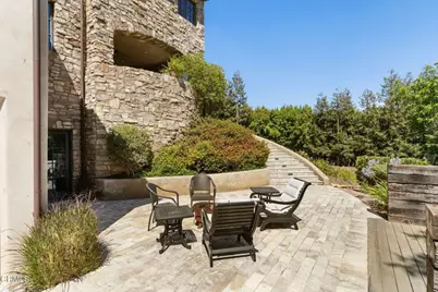 1906 Country Lane, Pasadena, CA 91107 - Photo 52
