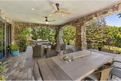 1906 Country Lane, Pasadena, CA 91107 - Photo 56