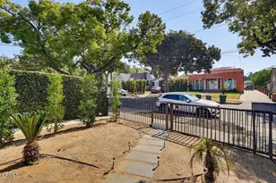 1705 N Madison Ave, Pasadena, CA 91104 - Photo 8