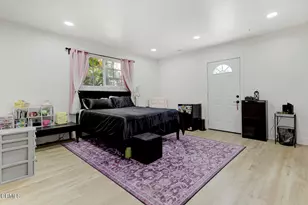 1255 W 85th St, Los Angeles, CA 90044 - Photo 18