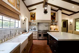 1115 S Oak Knoll Ave, Pasadena, CA 91106 - Photo 8