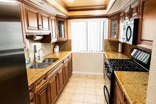 330 Burchett St, Glendale, CA 91203 - Photo 10