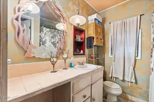 815 N Kenwood St, Burbank, CA 91505 - Photo 14