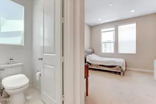 27406 N Merlin Pl, Valencia, CA 91381 - Photo 22