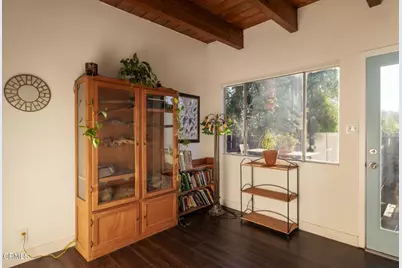 9900 Sunland Boulevard, Los Angeles, CA 91040 - Photo 18