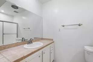 2386 E Del Mar Blvd, Pasadena, CA 91107 - Photo 16