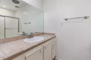 2386 E Del Mar Blvd, Pasadena, CA 91107 - Photo 14