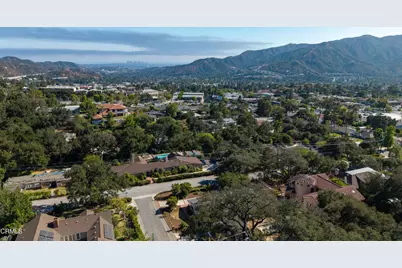 2137 Lyans Drive, La Canada Flintridge, CA 91011 - Photo 50