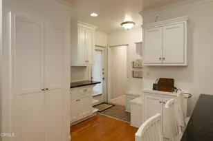 2067 E Woodlyn Rd, Pasadena, CA 91104 - Photo 14