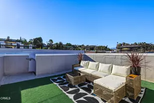 2203 Selig Dr, Los Angeles, CA 90026 - Photo 30