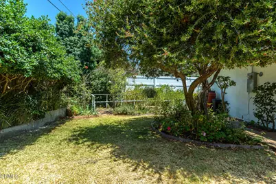 1110 Fairview Drive, La Canada Flintridge, CA 91011 - Photo 44