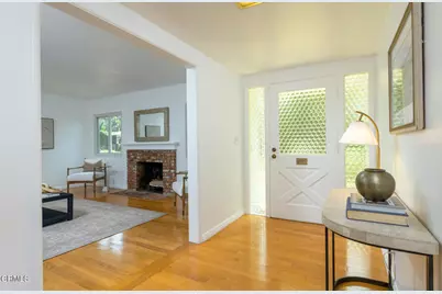 1110 Fairview Drive, La Canada Flintridge, CA 91011 - Photo 6