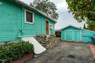 10645 Mt Gleason Ave, Sunland, CA 91040 - Photo 26