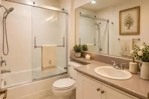360 S Los Robles Ave, Pasadena, CA 91101 - Photo 28