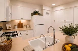 360 S Los Robles Ave, Pasadena, CA 91101 - Photo 14