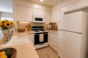 360 S Los Robles Ave, Pasadena, CA 91101 - Photo 16