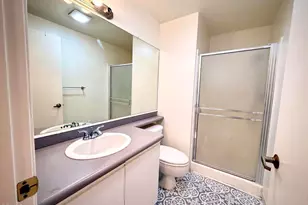360 S Los Robles Ave, Pasadena, CA 91101 - Photo 18