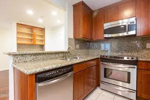 360 S Euclid Ave, Pasadena, CA 91101 - Photo 6
