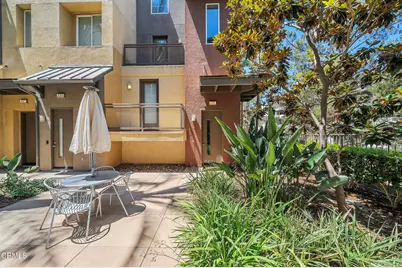 573 Rockefeller, Irvine, CA 92612 - Photo 4
