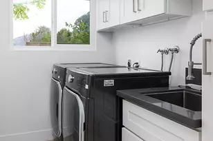 17104 Avenida de la Herradura, Los Angeles, CA 90272 - Photo 14