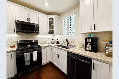 4724 Kester Avenue #109, Los Angeles, CA 91403 - Photo 10