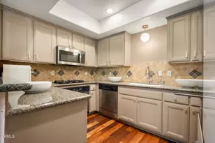 616 S Wilton Pl, Los Angeles, CA 90005 - Photo 12