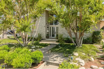 207 Highlawn Place, Altadena, CA 91001 - Photo 34