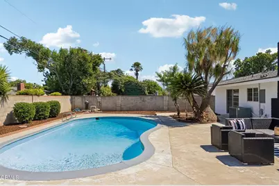 8408 Cozycroft Avenue, Los Angeles, CA 91306 - Photo 36