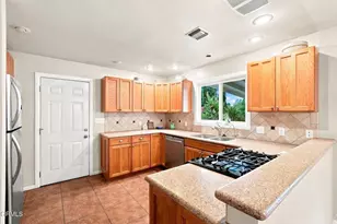 4721 Marwood Dr, Los Angeles, CA 90065 - Photo 14